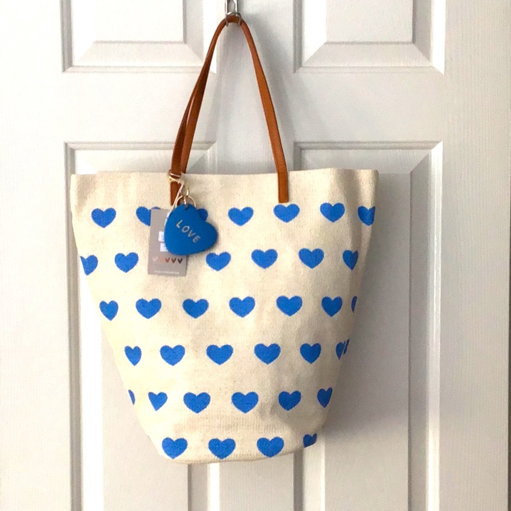 Most Wanted USA Heart Tote